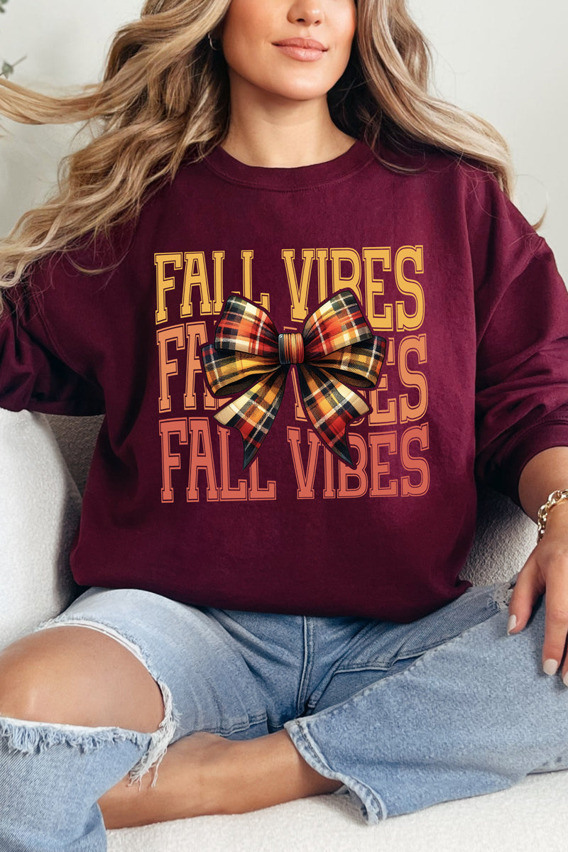 Plaid & Pretty Fall Vibes Heavy Blend Crew Sweatshirt