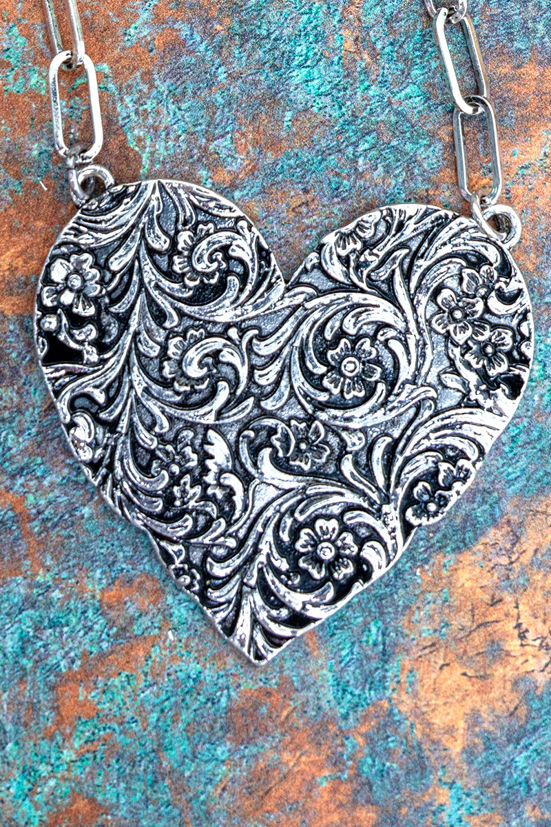TIPI Sweetwater Wildflower Silvertone Necklace