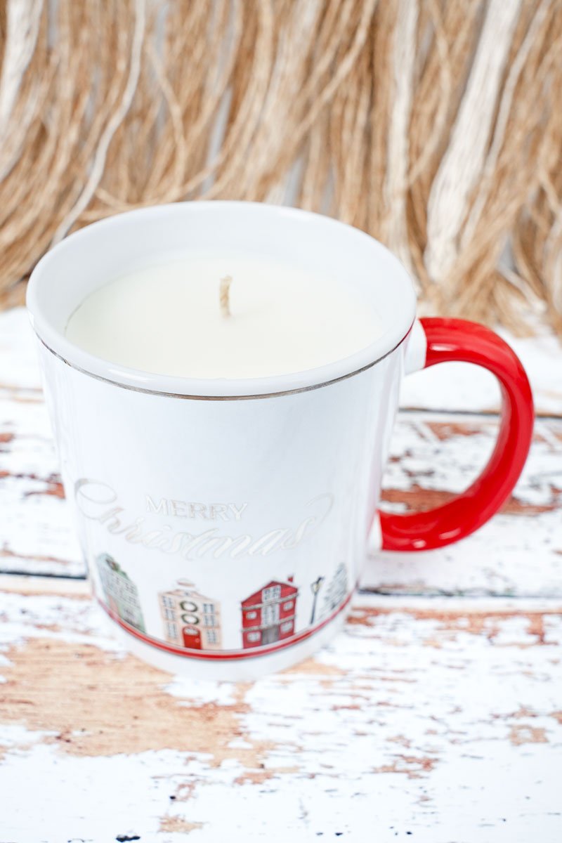 Merry Christmas Scented Candle in Ceramic Mug - Wholesale Accessory Market