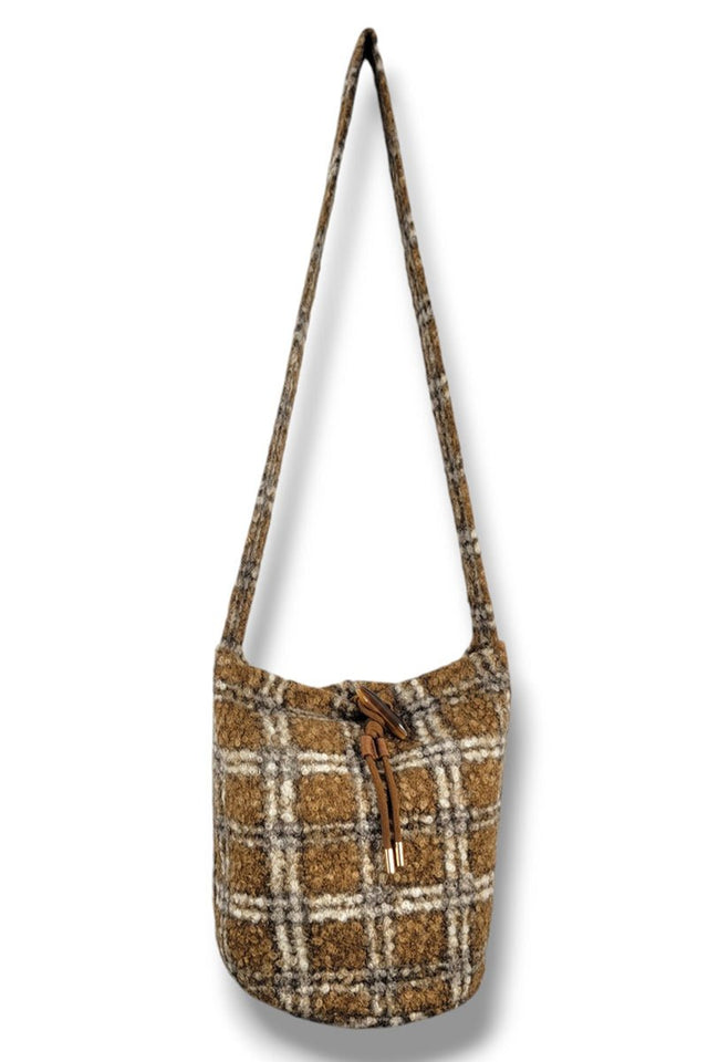 Be Clever Maple Lodge Brown Plaid Knit Bucket Bag - Wholesale Accessory Market