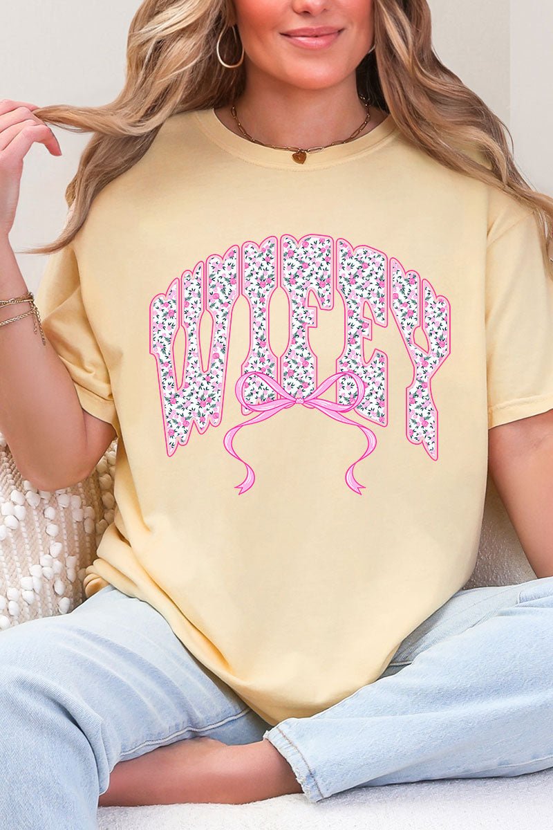 English Rose Wifey Comfort Colors Adult Ring-Spun Cotton Tee - Wholesale Accessory Market