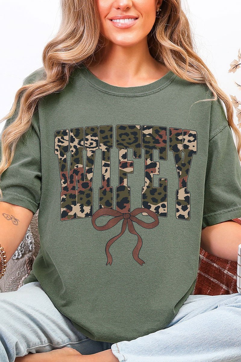 Hunting Wifey Ribbon Comfort Colors Adult Ring - Spun Cotton Tee - Wholesale Accessory Market