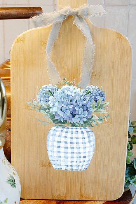 Picnic Petals Wood Cutting Board - Wholesale Accessory Market