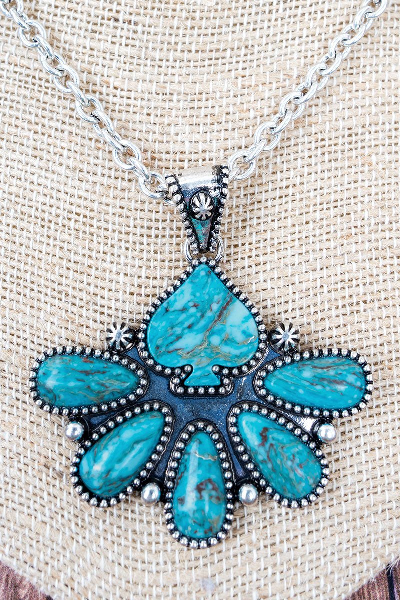 Turquoise Southwest Spade Silvertone Necklace - Wholesale Accessory Market