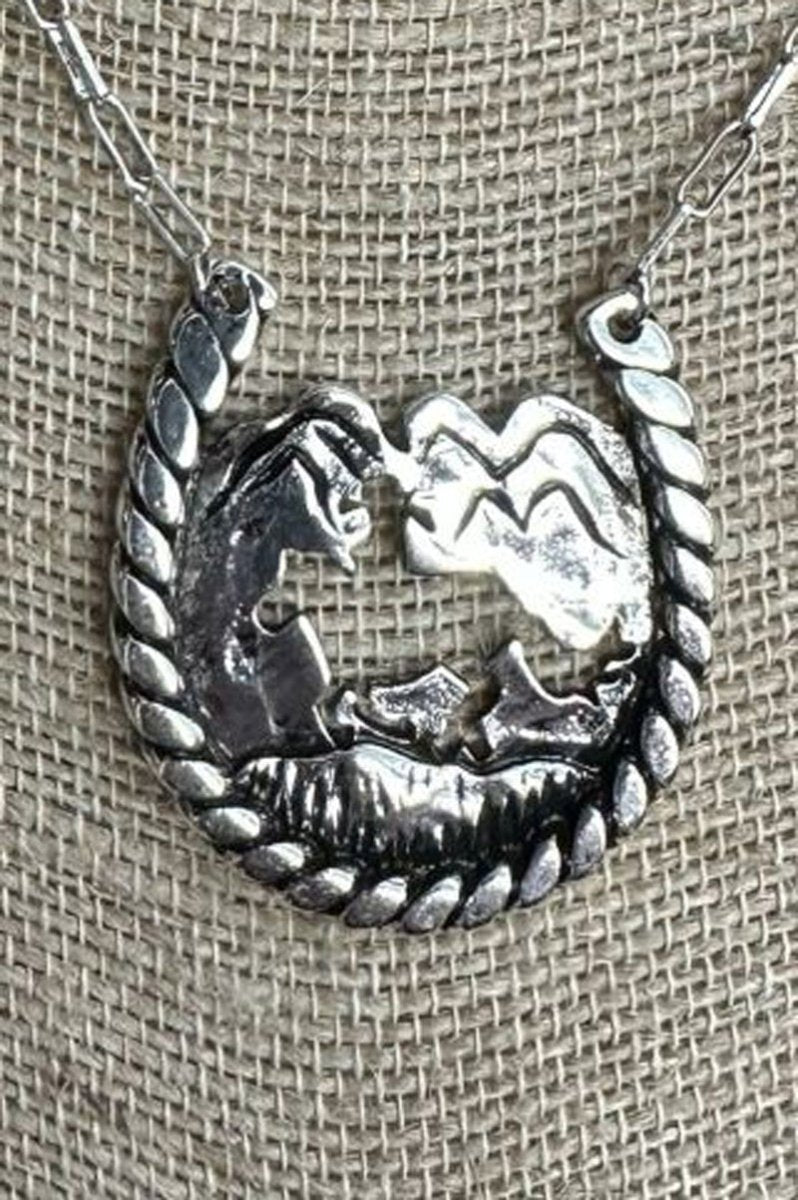 TIPI Cowboy Canyon Silvertone Horseshoe Necklace - Wholesale Accessory Market