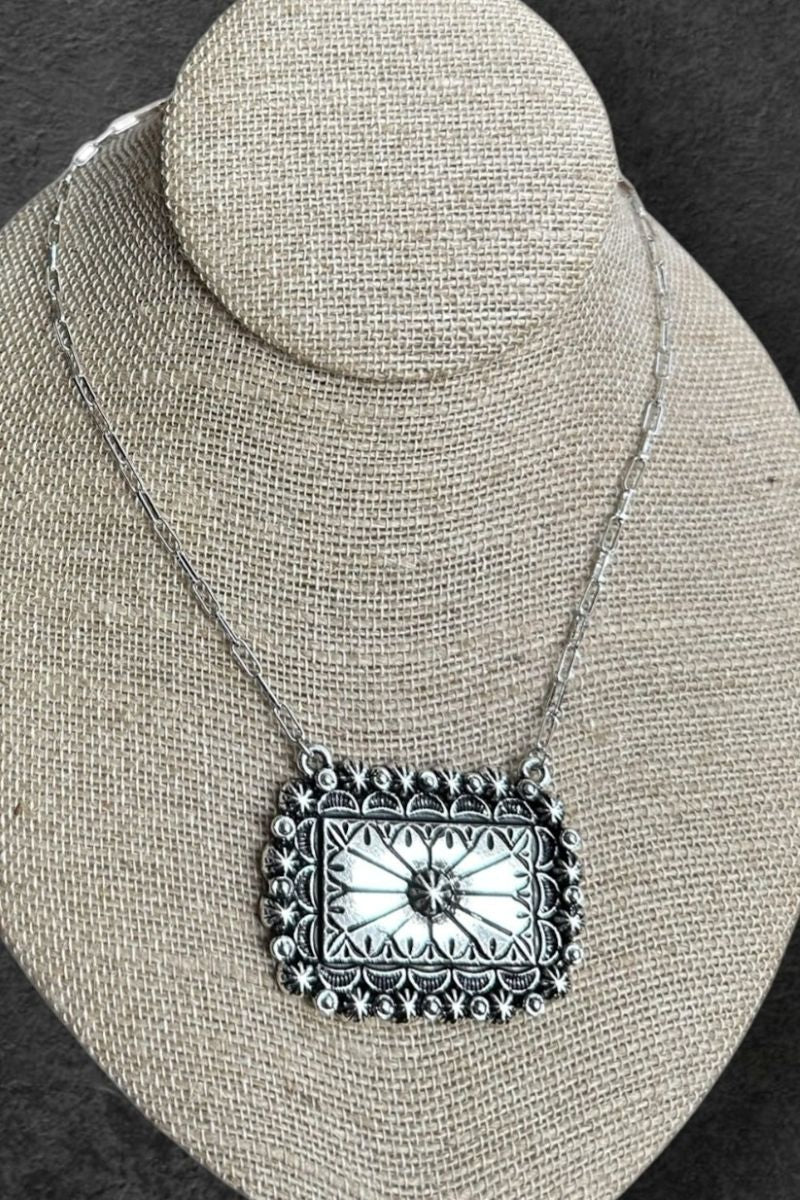 TIPI Eldorado Springs Silvertone Necklace - Wholesale Accessory Market