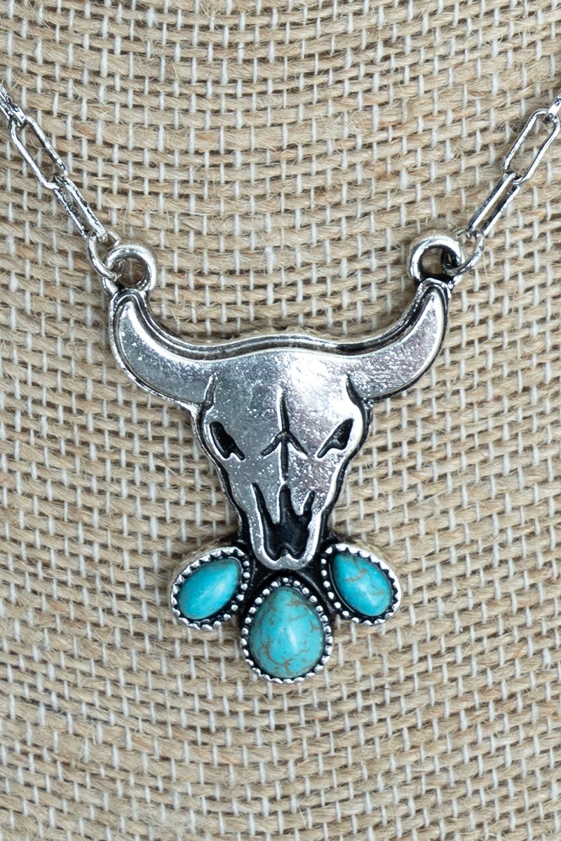 TIPI Turquoise Ranchside Steer Silvertone Necklace - Wholesale Accessory Market