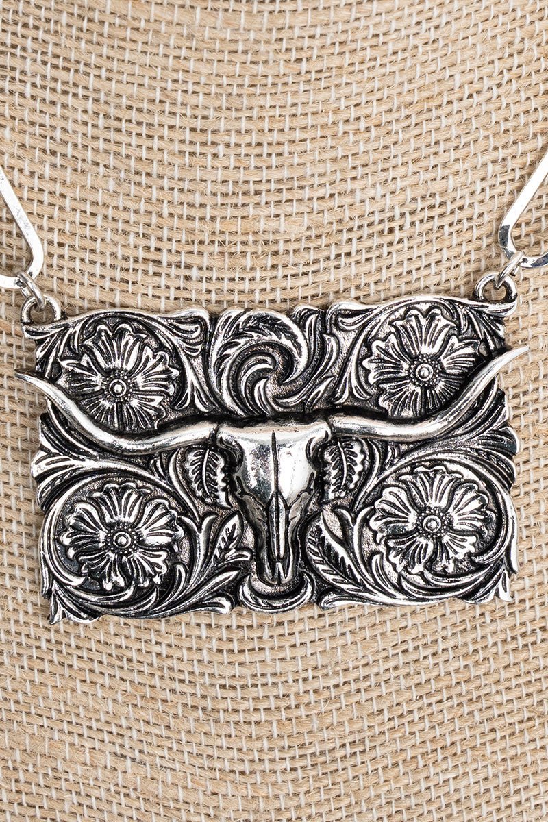 TIPI Sagebrush Steer Silvertone Necklace - Wholesale Accessory Market