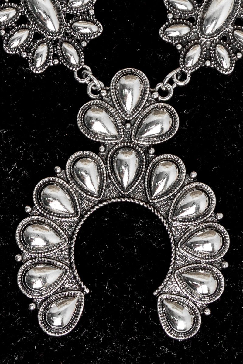 TIPI Highplains Squash Blossom Silvertone Necklace and Earring Set - Wholesale Accessory Market