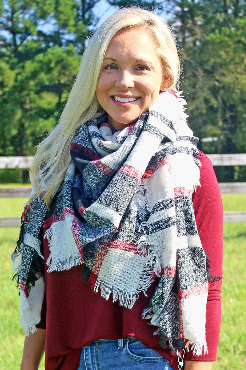Be Clever Keystone Resort Blanket Scarf, Black - Wholesale Accessory Market