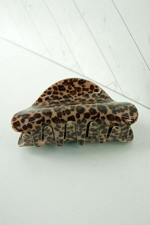 20% OFF! Sika Leopard Oval Hair Claw - Wholesale Accessory Market