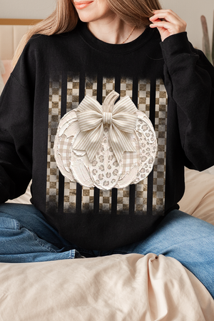 Painted Pumpkin Latte Heavy Blend Crew Sweatshirt
