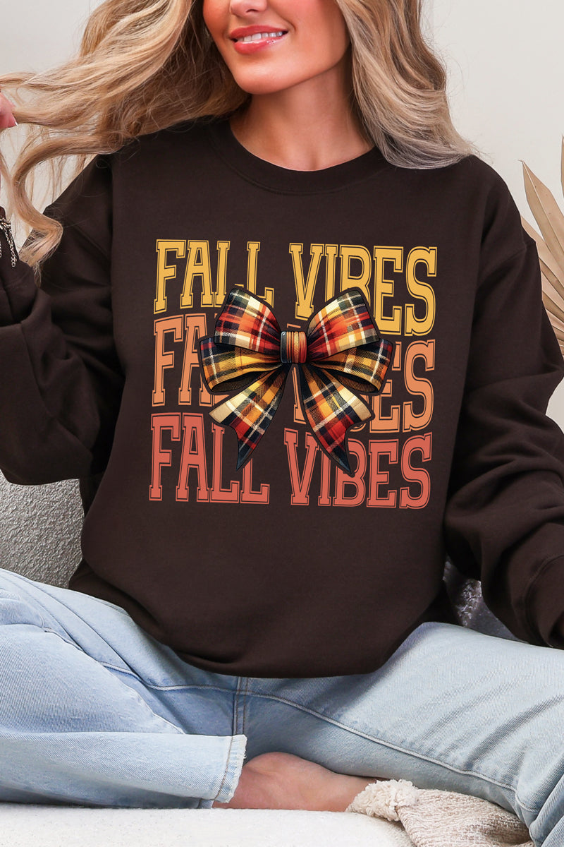 Plaid & Pretty Fall Vibes Heavy Blend Crew Sweatshirt