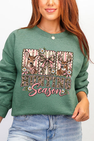 Camo & Bows Hunting Season Heavy Blend Crew Sweatshirt