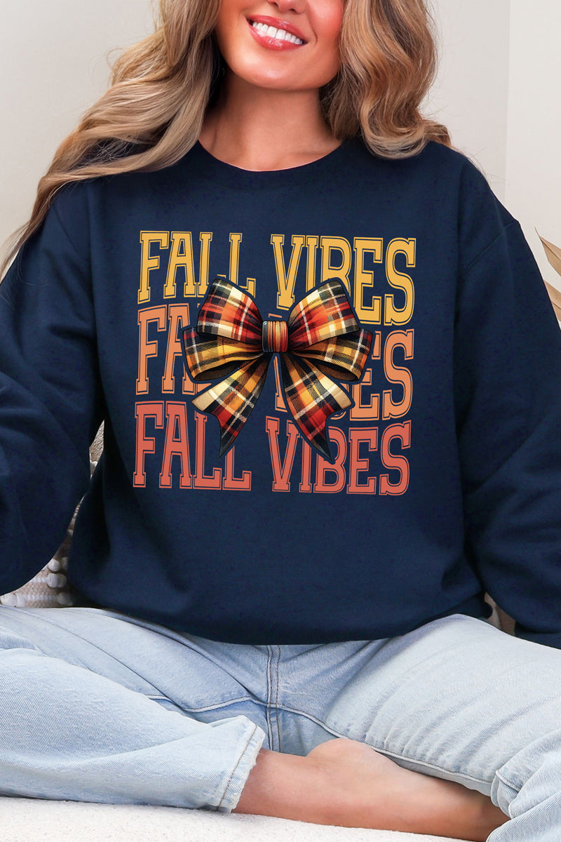 Plaid & Pretty Fall Vibes Heavy Blend Crew Sweatshirt