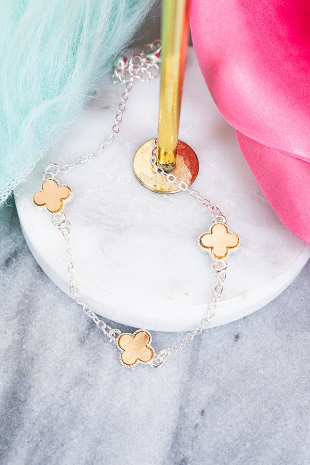 Quatrefoil Two - tone Chain Bracelet - Wholesale Accessory Market