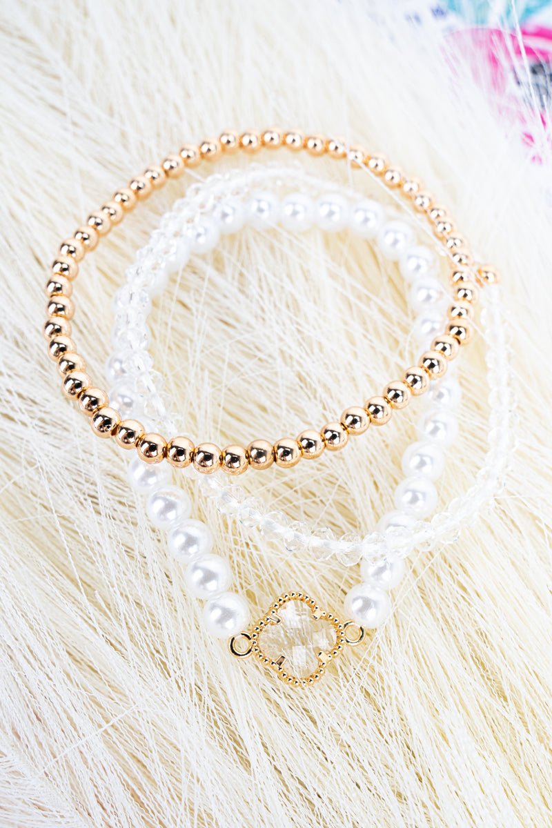 She's the Moment Clear Quatrefoil Bracelet Set - Wholesale Accessory Market