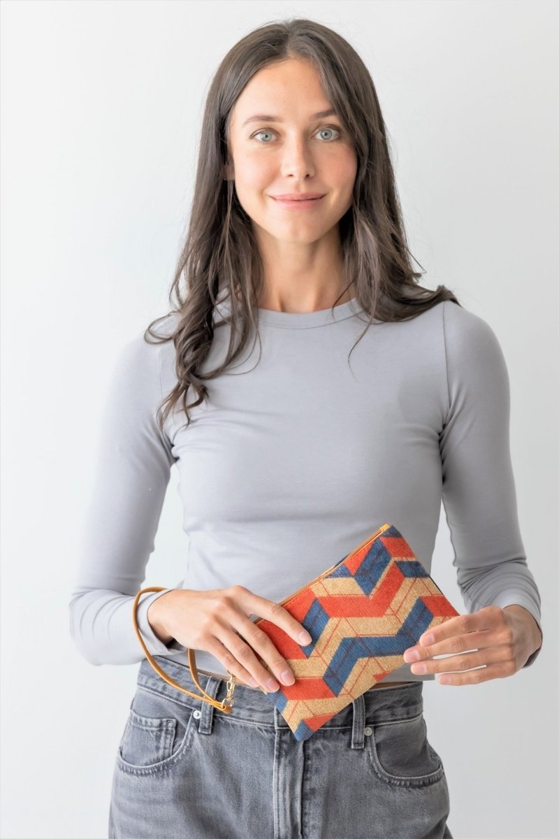 Be Clever Summit Stripe Wristlet Pouch, Brown - Wholesale Accessory Market