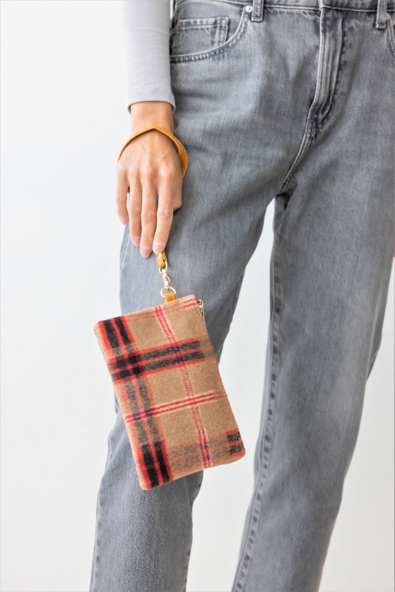 Be Clever Cozy Outlook Wristlet Pouch, Camel - Wholesale Accessory Market