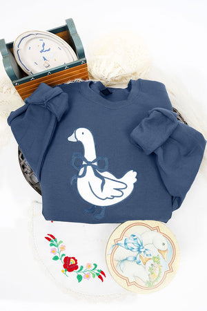 Heritage Goose Applique Heavy Blend Crew Sweatshirt - Wholesale Accessory Market