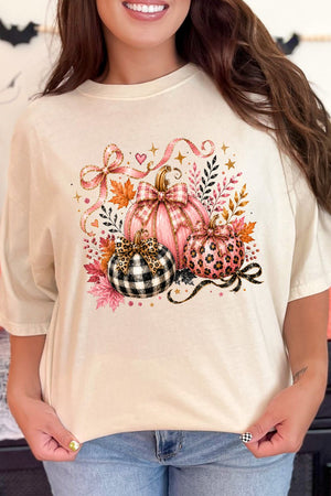 Pretty In Pumpkin Comfort Colors Adult Ring-Spun Cotton Tee - Wholesale Accessory Market