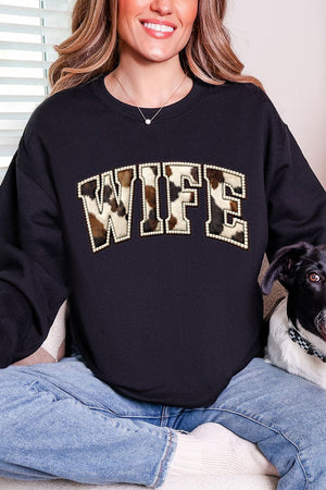 Rodeo Pearl Wife Heavy Blend Crew Sweatshirt - Wholesale Accessory Market