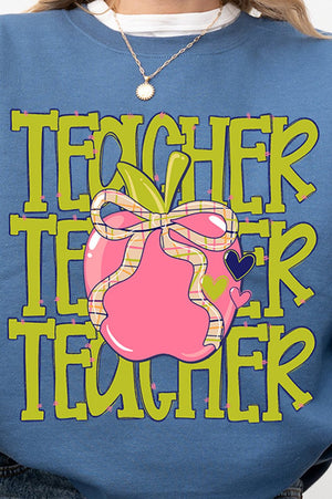 Apple For The Teacher Heavy Blend Crew Sweatshirt - Wholesale Accessory Market