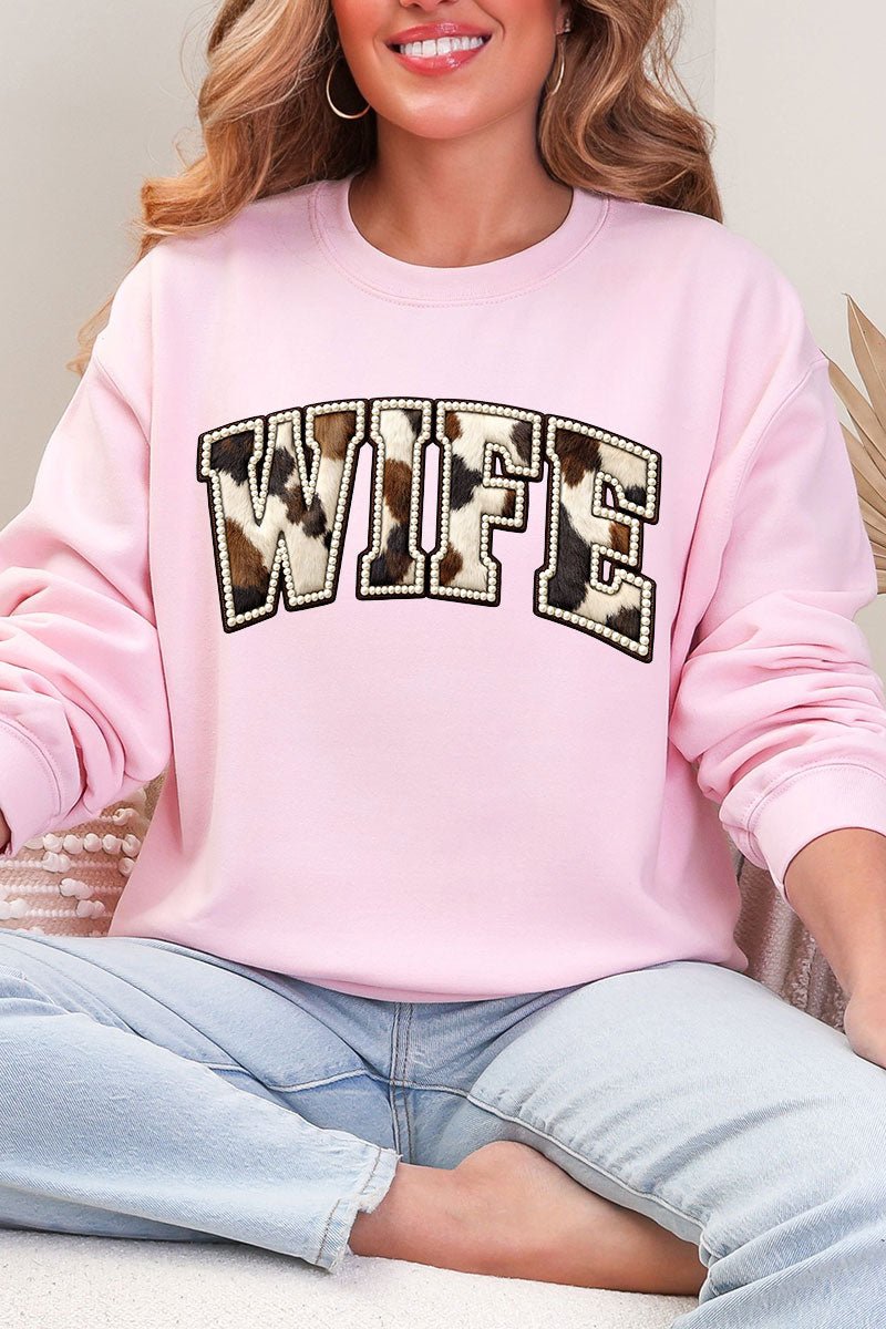 Rodeo Pearl Wife Heavy Blend Crew Sweatshirt - Wholesale Accessory Market