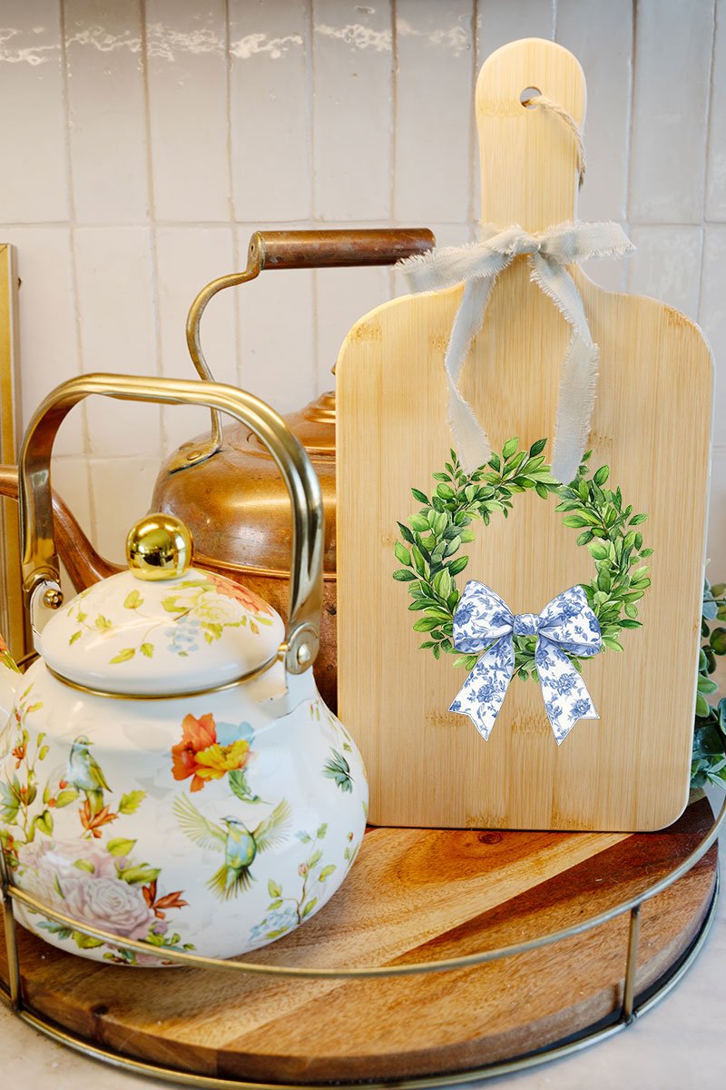 Blue Willow Wreath Wood Cutting Board - Wholesale Accessory Market