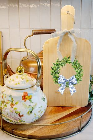 Blue Willow Wreath Wood Cutting Board - Wholesale Accessory Market