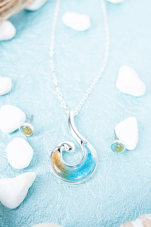 Costa Rica Shores Silvertone Necklace and Earring Set - Wholesale Accessory Market