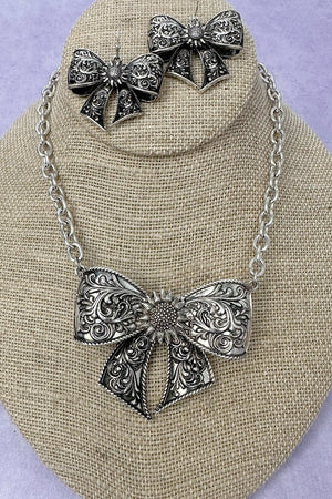 Prairie Ribbon Silvertone Necklace and Earring Set - Wholesale Accessory Market