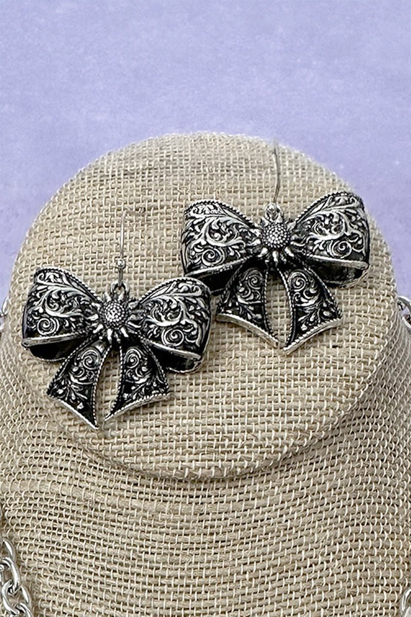 Prairie Ribbon Silvertone Necklace and Earring Set - Wholesale Accessory Market
