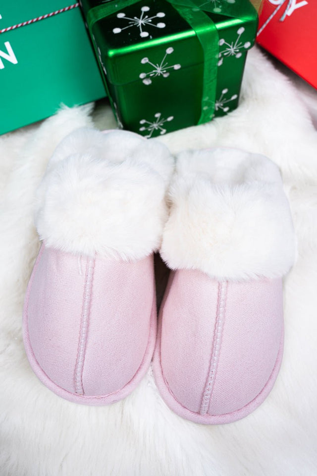 Take It Easy Pink Faux Fur Trimmed Plush Slippers - Wholesale Accessory Market