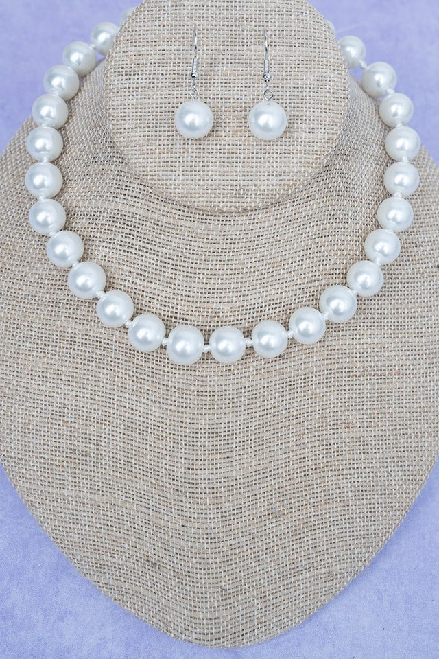 Crystal Avenue The Classic Edit Pearl Necklace and Earring Set - Wholesale Accessory Market
