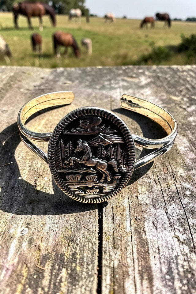 TIPI Montana Mustang Silvertone Cuff Bracelet - Wholesale Accessory Market