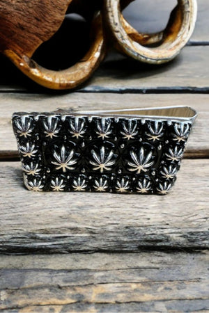 TIPI Ricochet Ridge Silvertone Money Clip - Wholesale Accessory Market