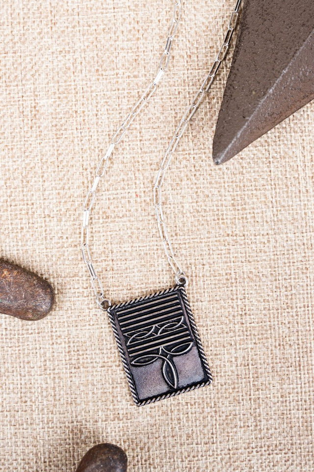 TIPI Western Detail Silvertone Necklace - Wholesale Accessory Market
