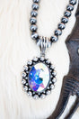 TIPI Iridescent Rhinestone Rodeo Silver Pearl Necklace - Wholesale Accessory Market