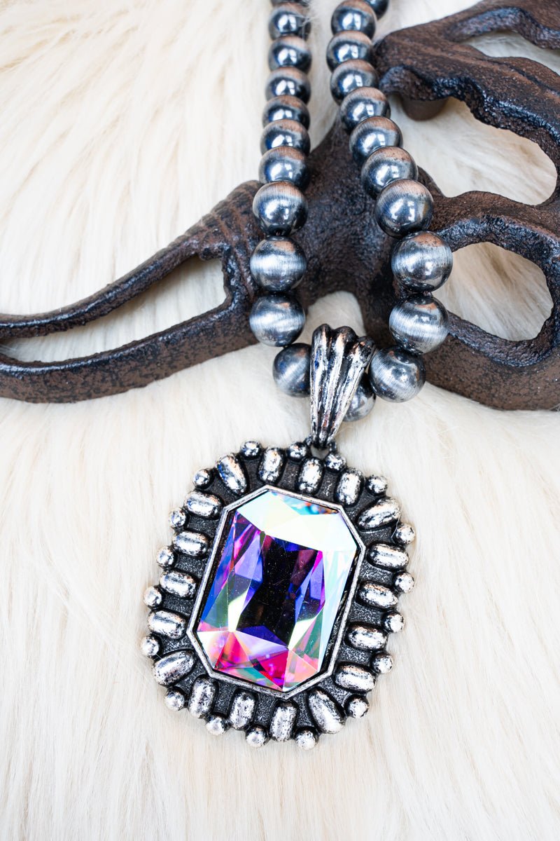 TIPI Iridescent Rodeo Royalty Silver Pearl Necklace - Wholesale Accessory Market