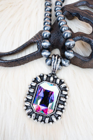 TIPI Iridescent Rodeo Royalty Silver Pearl Necklace - Wholesale Accessory Market