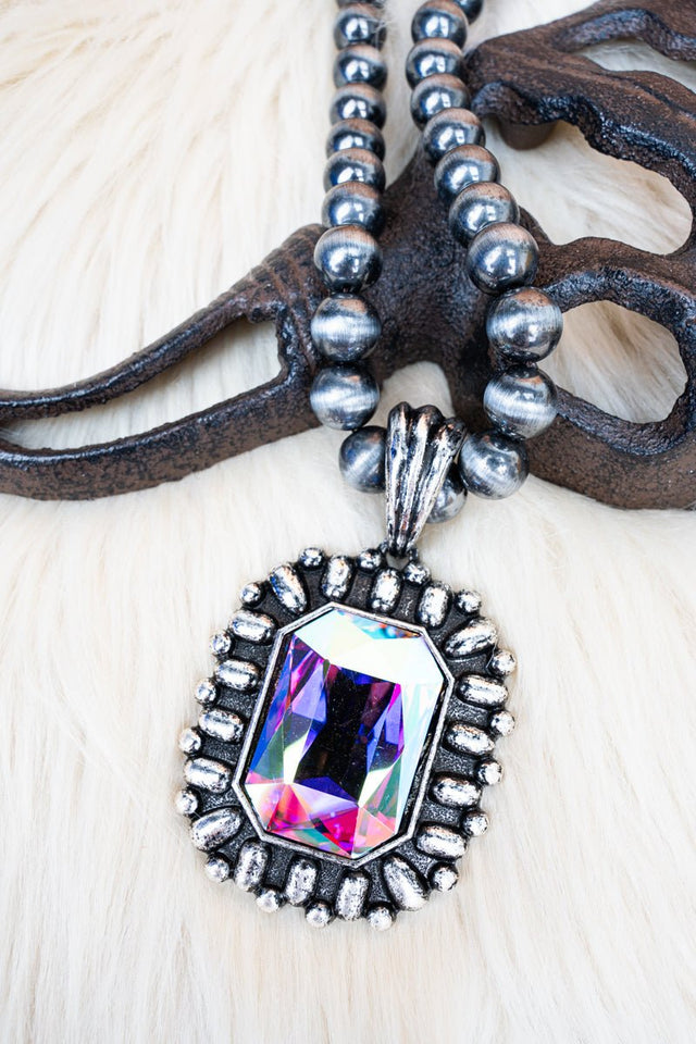 TIPI Iridescent Rodeo Royalty Silver Pearl Necklace - Wholesale Accessory Market