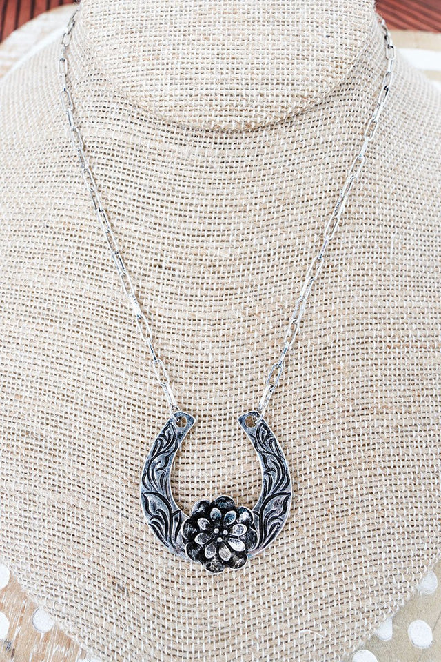 TIPI Haute Horsepower Silvertone Necklace - Wholesale Accessory Market