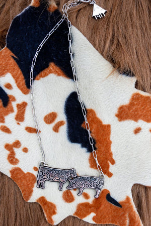 TIPI Farmhouse Lineup: Cow & Pig Silvertone Necklace - Wholesale Accessory Market