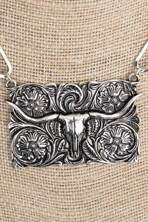 TIPI Sagebrush Steer Silvertone Necklace - Wholesale Accessory Market