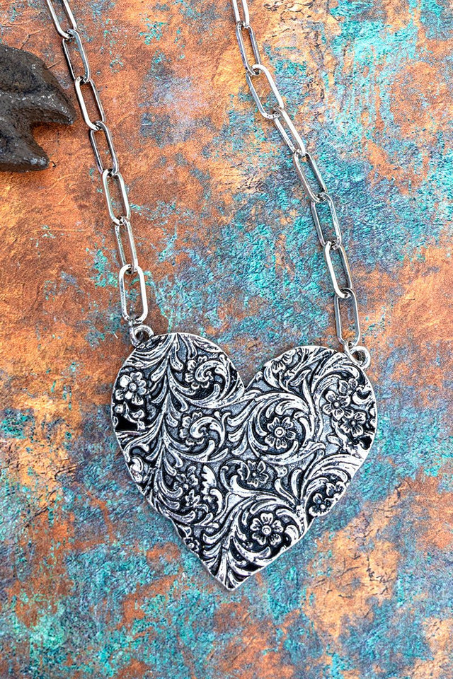 TIPI Sweetwater Wildflower Silvertone Necklace - Wholesale Accessory Market