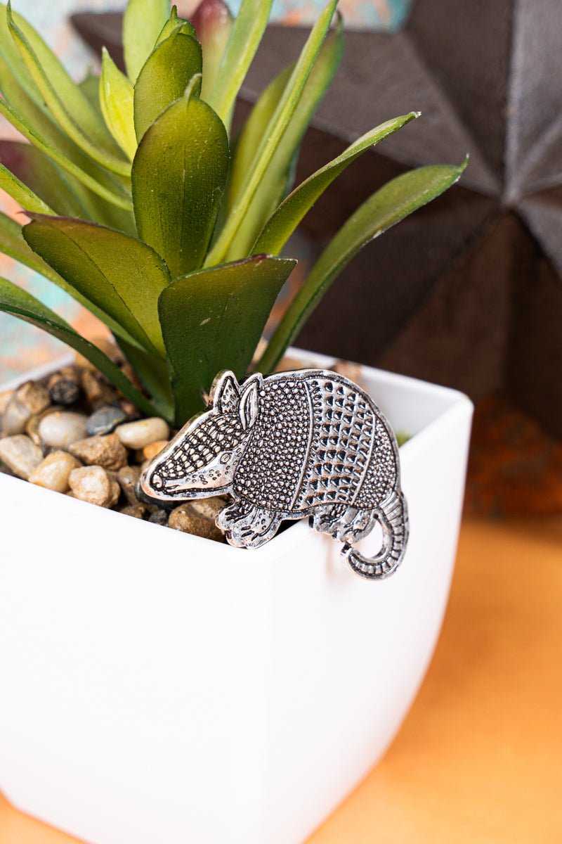 TIPI Armadillo Silvertone Cuff Ring - Wholesale Accessory Market