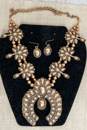 TIPI Ridgeflare Squash Blossom Goldtone Necklace and Earring Set - Wholesale Accessory Market
