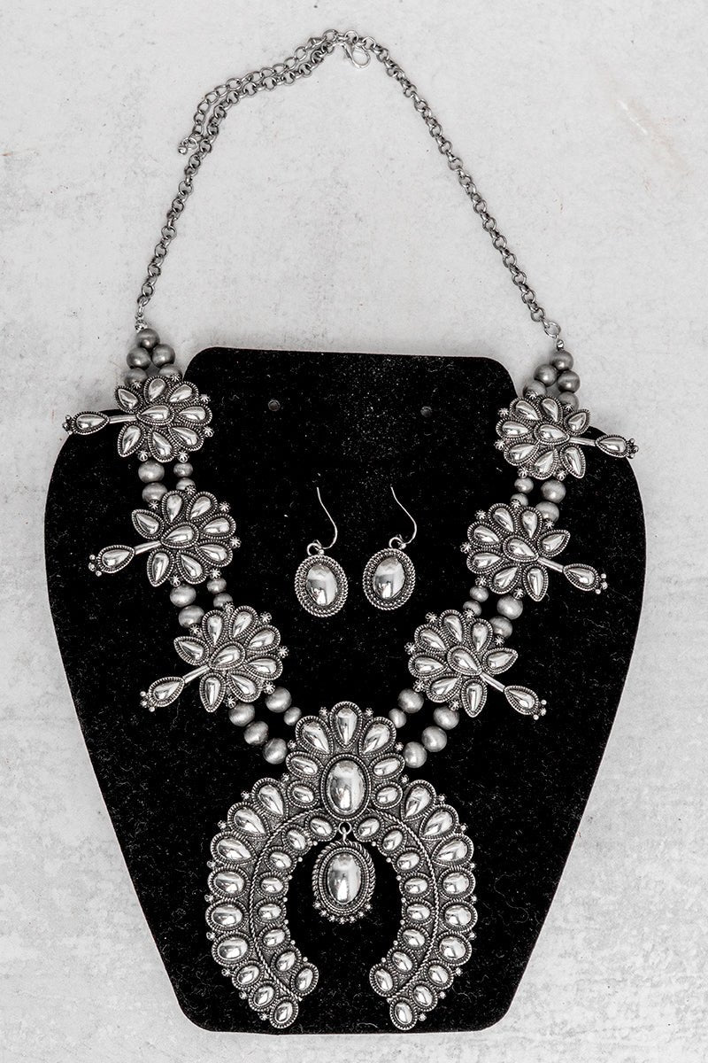 TIPI Ridgeflare Squash Blossom Silvertone Necklace and Earring Set - Wholesale Accessory Market