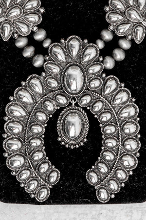 TIPI Ridgeflare Squash Blossom Silvertone Necklace and Earring Set - Wholesale Accessory Market